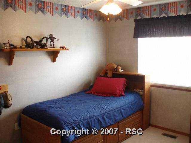 7852 Swiftrun Road Colorado Springs, CO 80920 - Photo 5 of 14