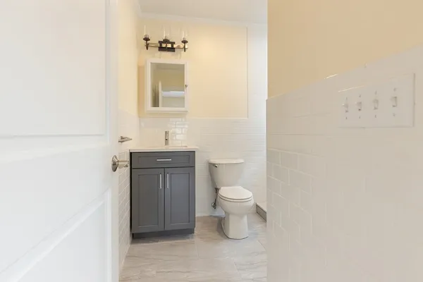 $3,600 | 48 West Tremlett Street, Unit 1, Boston, MA 02124