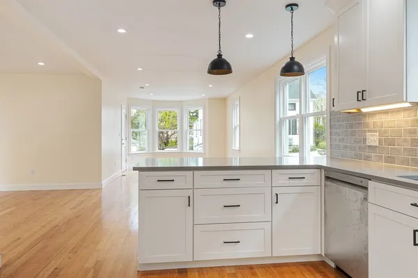 $3,600 | 48 West Tremlett Street, Unit 1, Boston, MA 02124