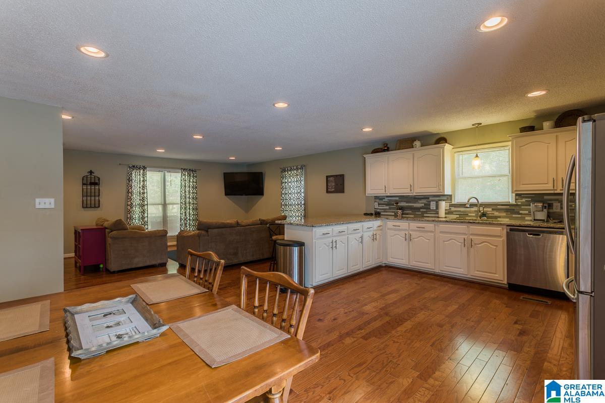 347 Blackjack Road Trussville, AL 35173 - Photo 8 of 24 Gallery Image 8