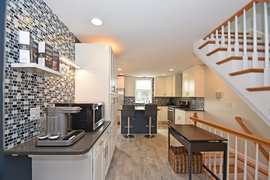 600 Trapelo Road, Unit 18 Waltham, MA 02452 - Photo 6 of 35 Gallery Image 6