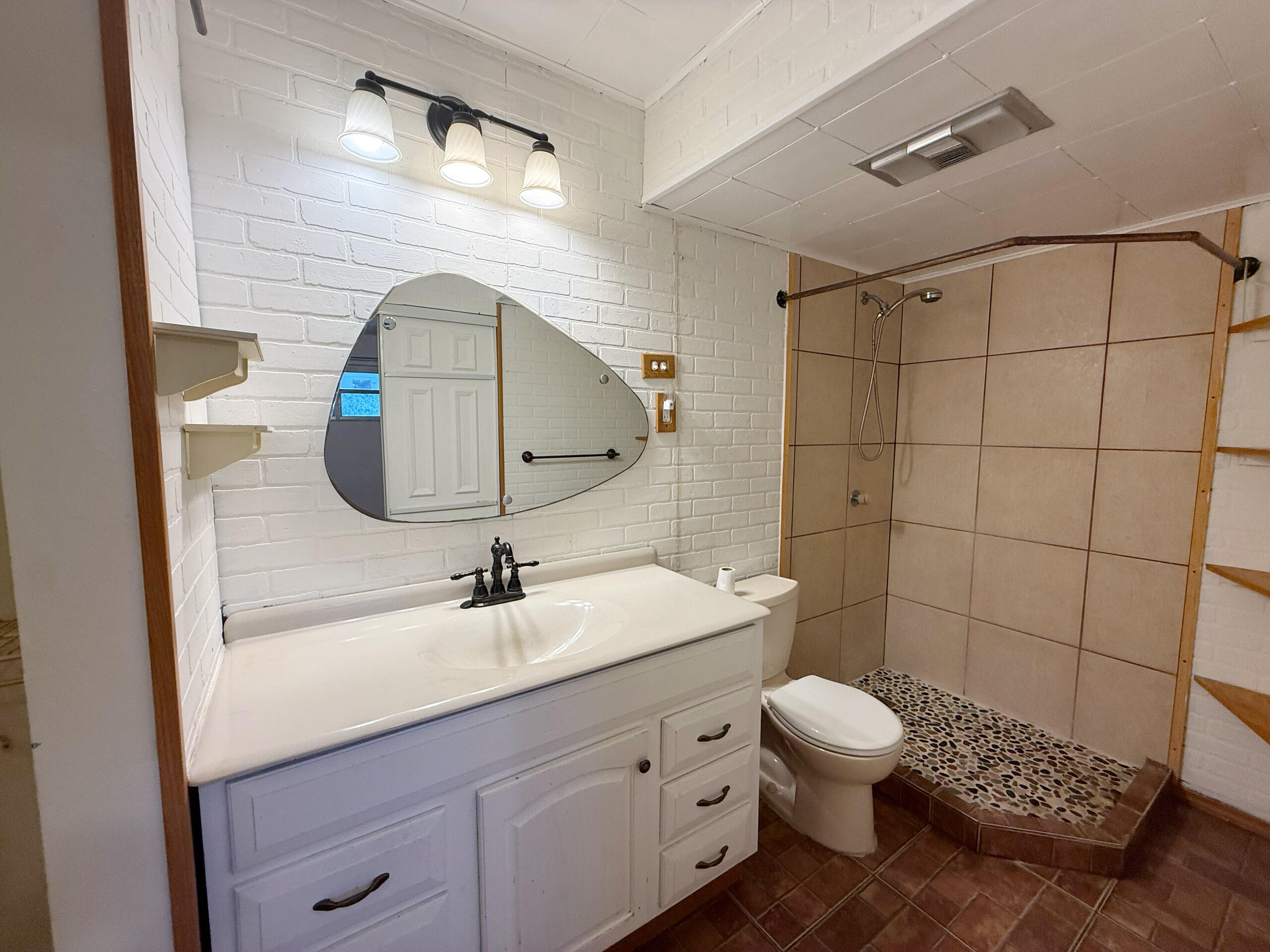 3776 Inverrary Boulevard, Unit 204R Lauderhill, FL 33319 - Photo 5 of 16 setty_122