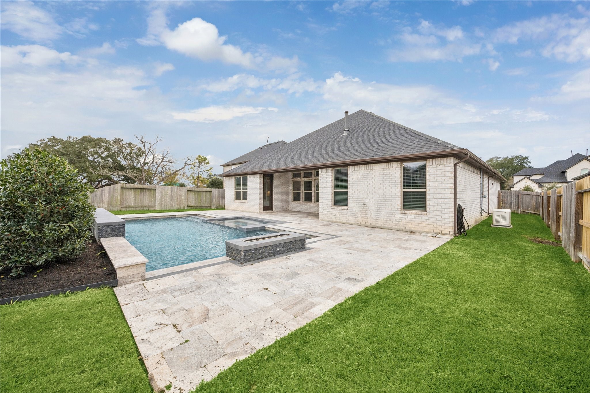 2550 Austin Trail Friendswood, TX 77546 - Photo 32 of 35 Another view of the back of the house/yard space.