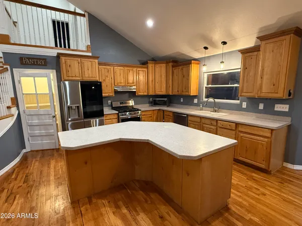 $750,000 | 2185 Graphite Road, Clay Springs, AZ 85923