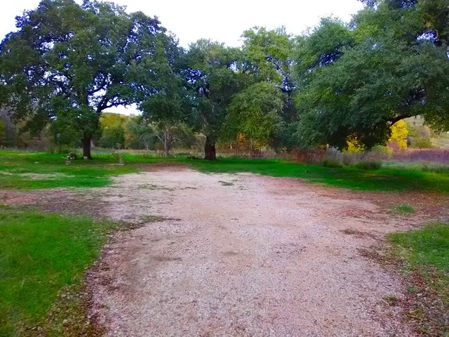 $224,500 | 135 Ann Powell Road, Smithville, TX 78957