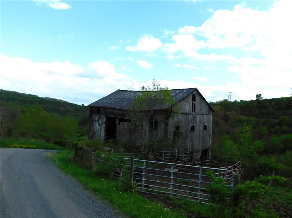 108 Oak Springs Road Claysville, PA 15323 - Photo 14 of 29