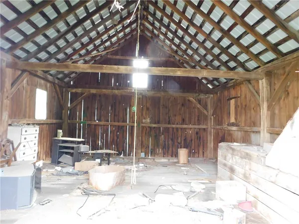 $510,000 | 108 Oak Springs Road, Claysville, PA 15323