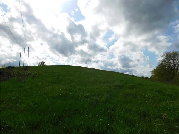 $510,000 | 108 Oak Springs Road, Claysville, PA 15323