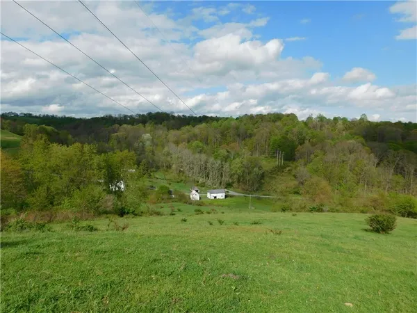 $510,000 | 108 Oak Springs Road, Claysville, PA 15323