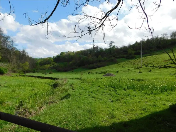 $510,000 | 108 Oak Springs Road, Claysville, PA 15323