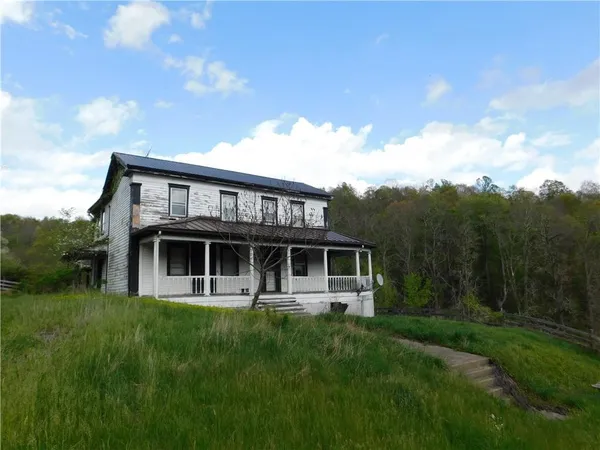 $510,000 | 108 Oak Springs Road, Claysville, PA 15323