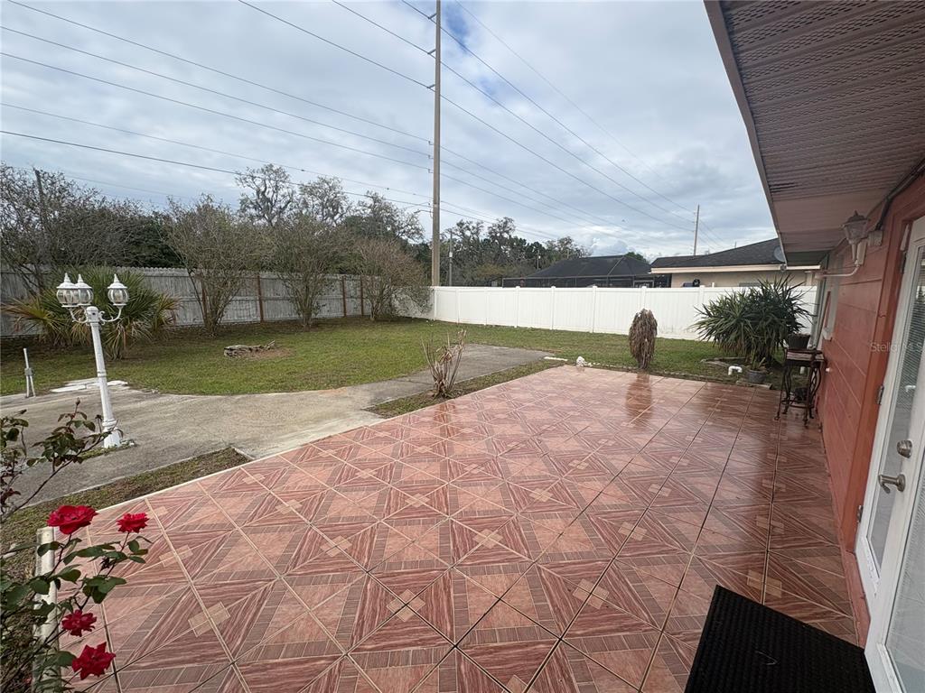 3420 Yale Circle Riverview, FL 33578 - Photo 19 of 30 a view of a garden