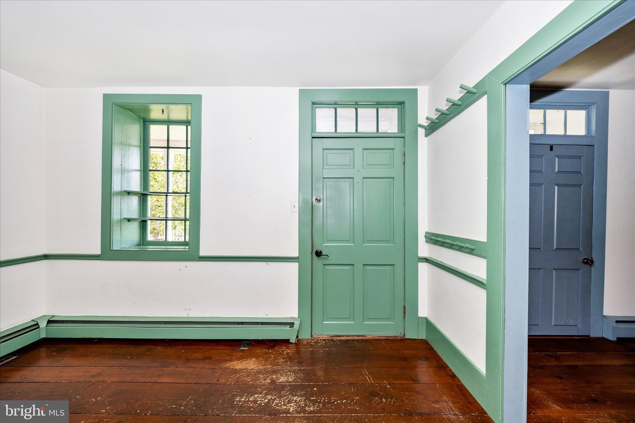 2301 Mt Ephraim Road Adamstown, MD 21710 - Photo 2 of 54 Welcome to the foyer/entryway