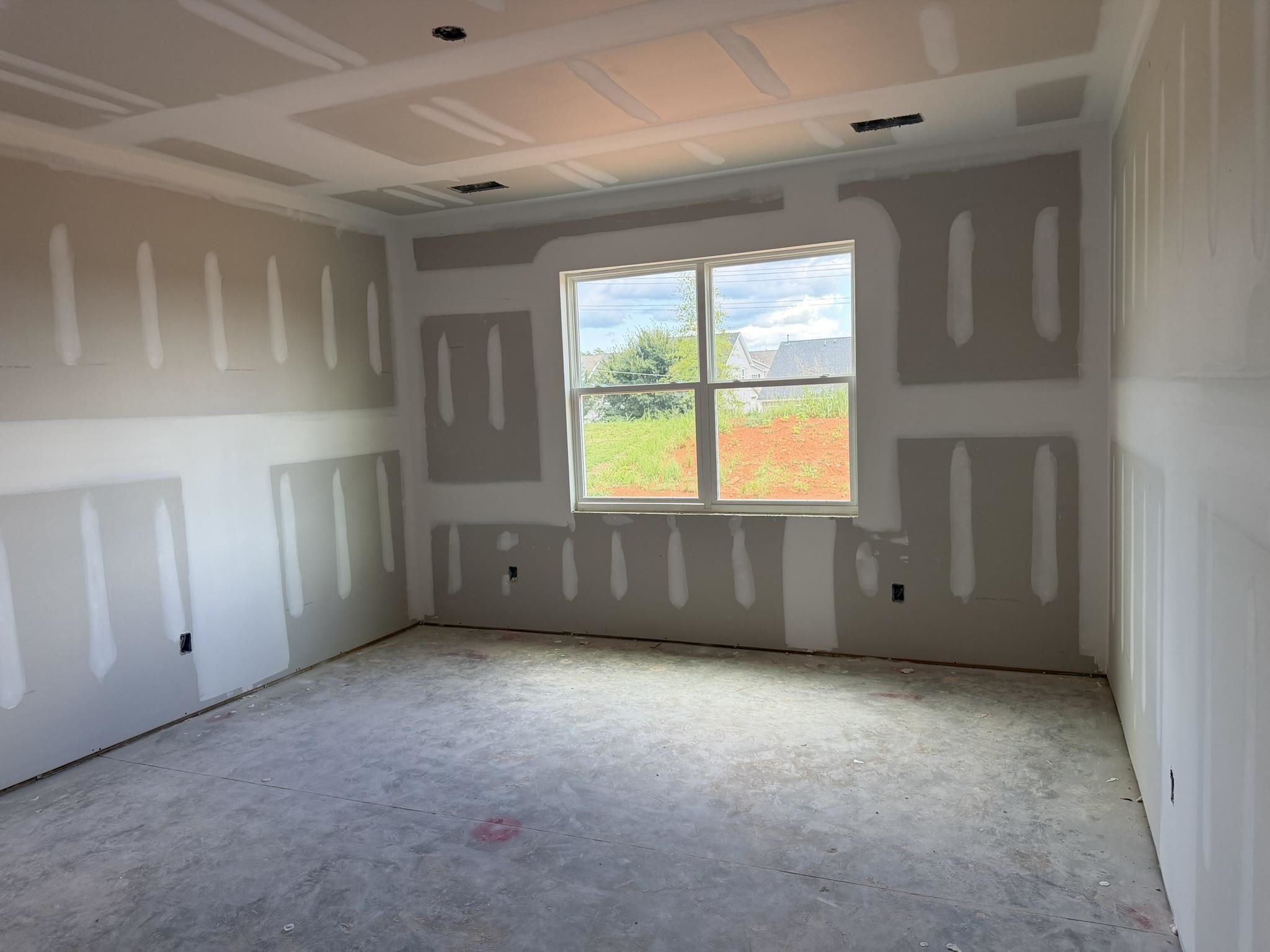 327 Goodison Way Woodruff, SC 29388 - Photo 8 of 24 Gallery Image 8