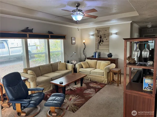 $515,000 | 31 Hood Place, Brinnon, WA 98320