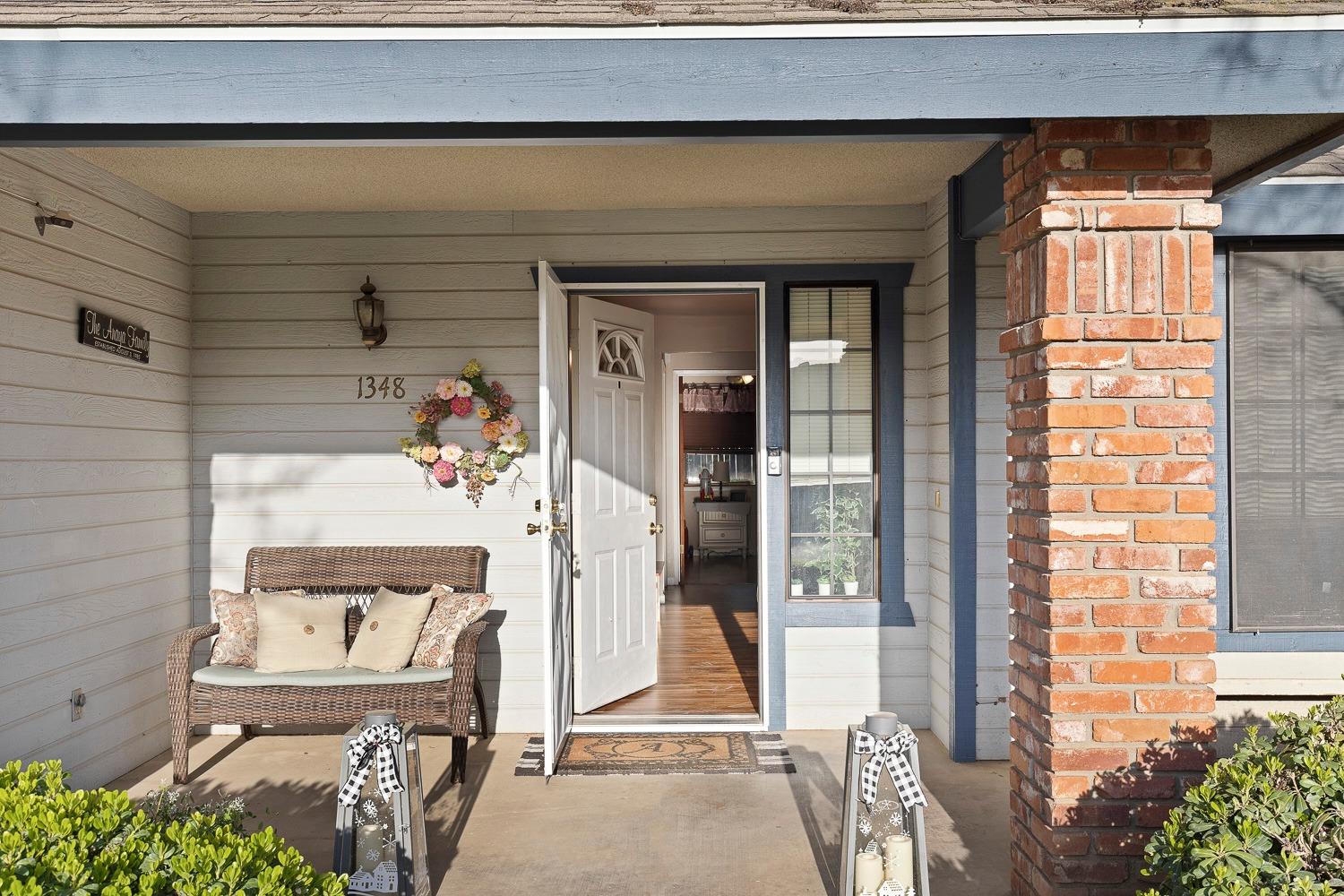 1348 North Steven Avenue Reedley, CA 93654 - Photo 2 of 21 Gallery Image 2