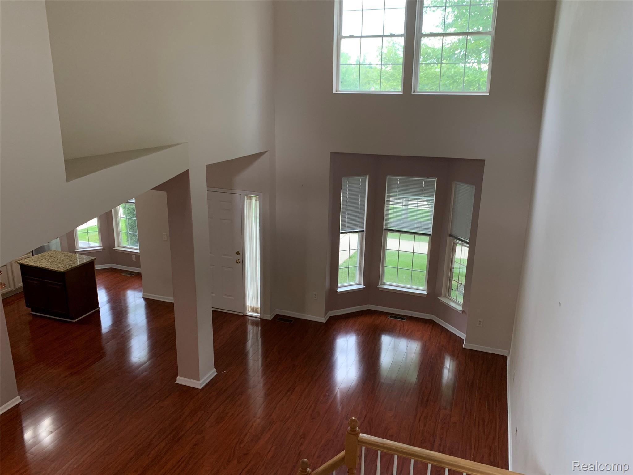 41666 Mitchell Road Novi, MI 48377 - Photo 14 of 28 7894B824-B846-4E9E-A684-7F8D4BA4080A.jpeg