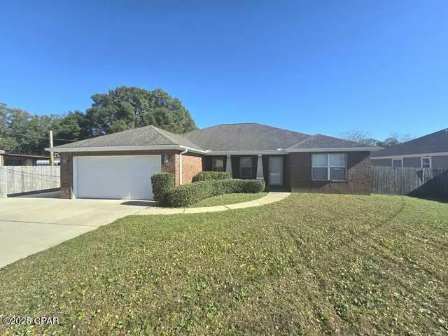 $2,300 | 19 Flamenco Street, Mary Esther, FL 32569