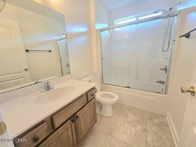 $2,300 | 19 Flamenco Street, Mary Esther, FL 32569