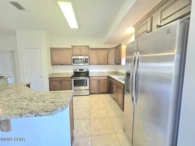 $2,300 | 19 Flamenco Street, Mary Esther, FL 32569