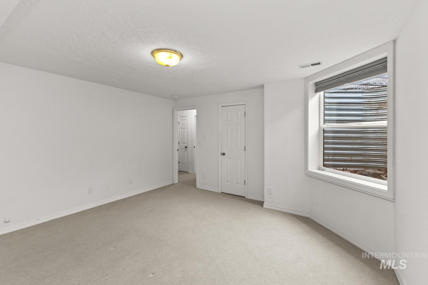 318 East Lake Rim Lane Boise, ID 83706 - Photo 39 of 50