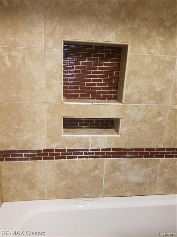 565 Grace Avenue Rochester Hills, MI 48307 - Photo 37 of 55