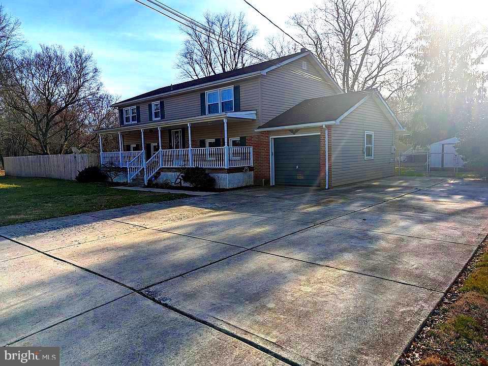 107 Michigan Road Pennsville, NJ 08070 - Photo 2 of 29 Large colonial home
