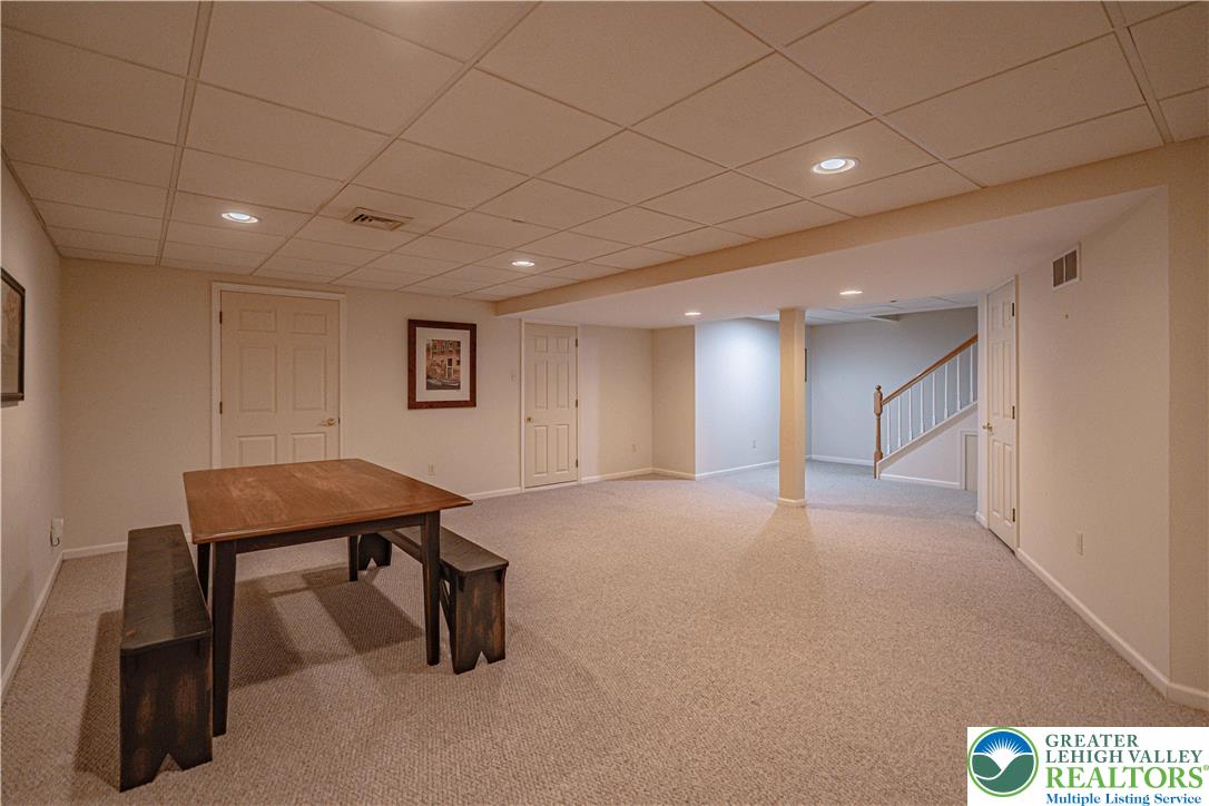 803 Dorset Road Allentown, PA 18104 - Photo 36 of 44