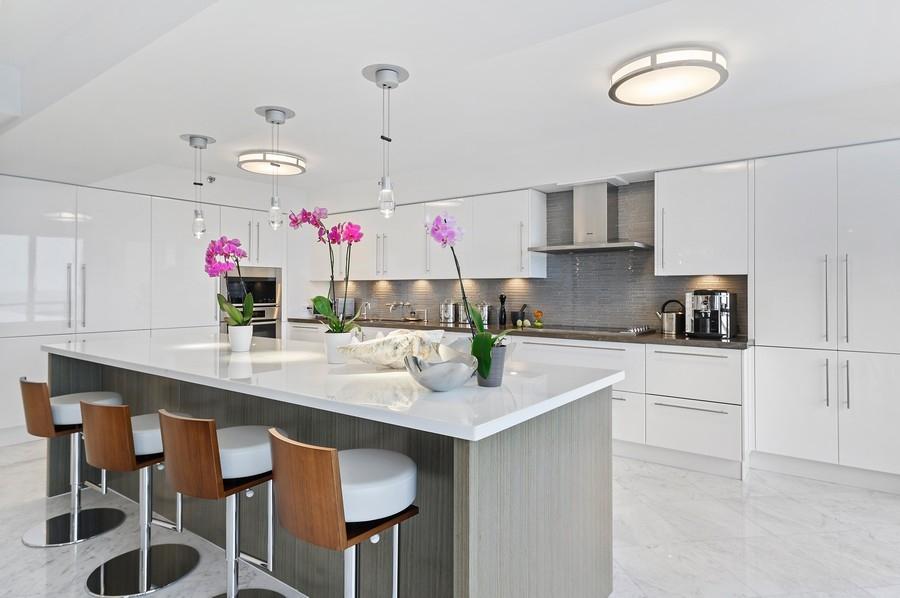 1500 South Ocean Boulevard, Unit S802 Boca Raton, FL 33432 - Photo 14 of 53 Kitchen