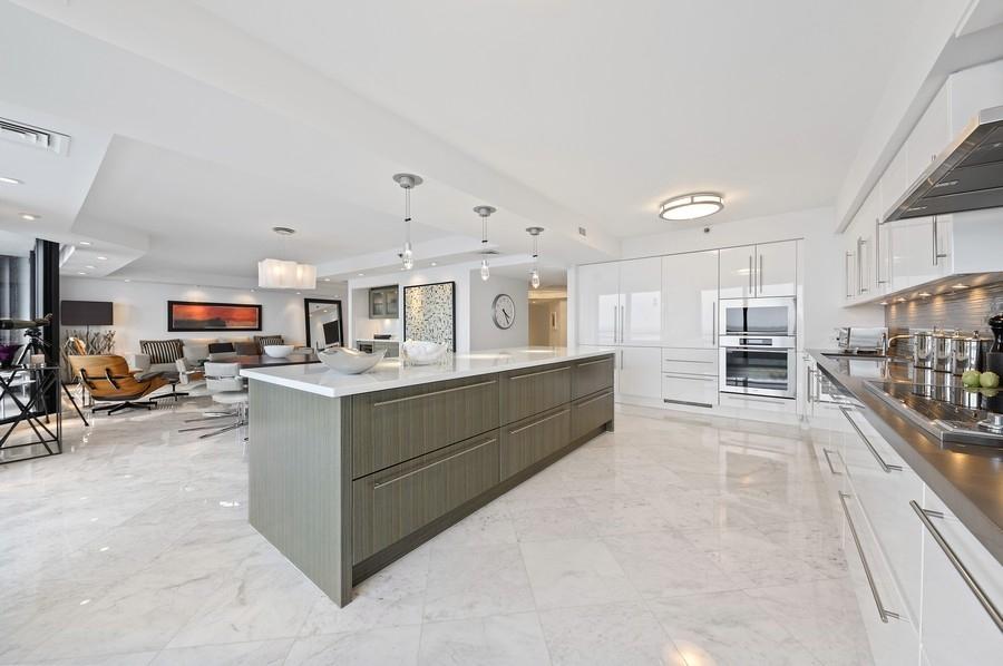 1500 South Ocean Boulevard, Unit S802 Boca Raton, FL 33432 - Photo 15 of 53 Kitchen