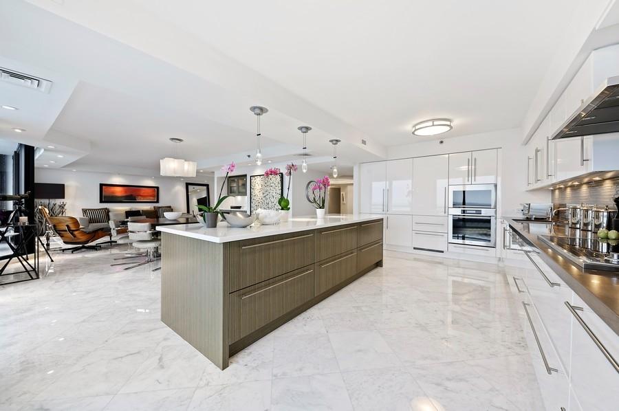 1500 South Ocean Boulevard, Unit S802 Boca Raton, FL 33432 - Photo 16 of 53 Kitchen