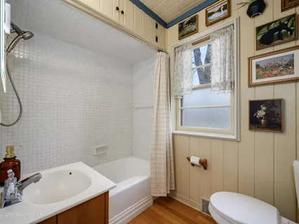 $465,000 | 671 Prairie Avenue, Glen Ellyn, IL 60137