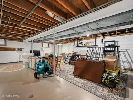 $465,000 | 671 Prairie Avenue, Glen Ellyn, IL 60137