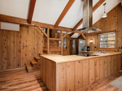 $465,000 | 671 Prairie Avenue, Glen Ellyn, IL 60137