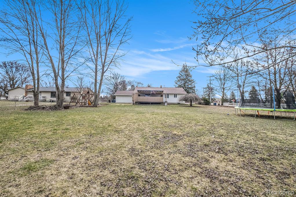 5396 Torrey Road Flint, MI 48507 - Photo 16 of 18