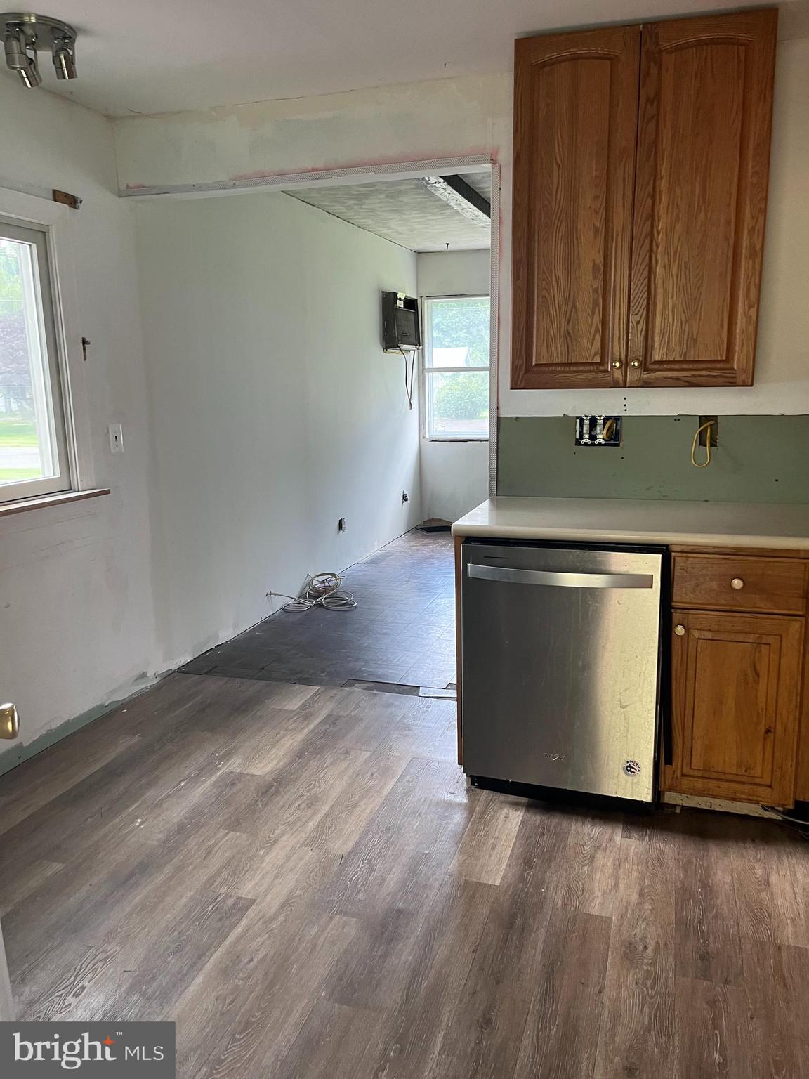 Terrace Boulevard Ewing, NJ 08618 - Photo 5 of 18