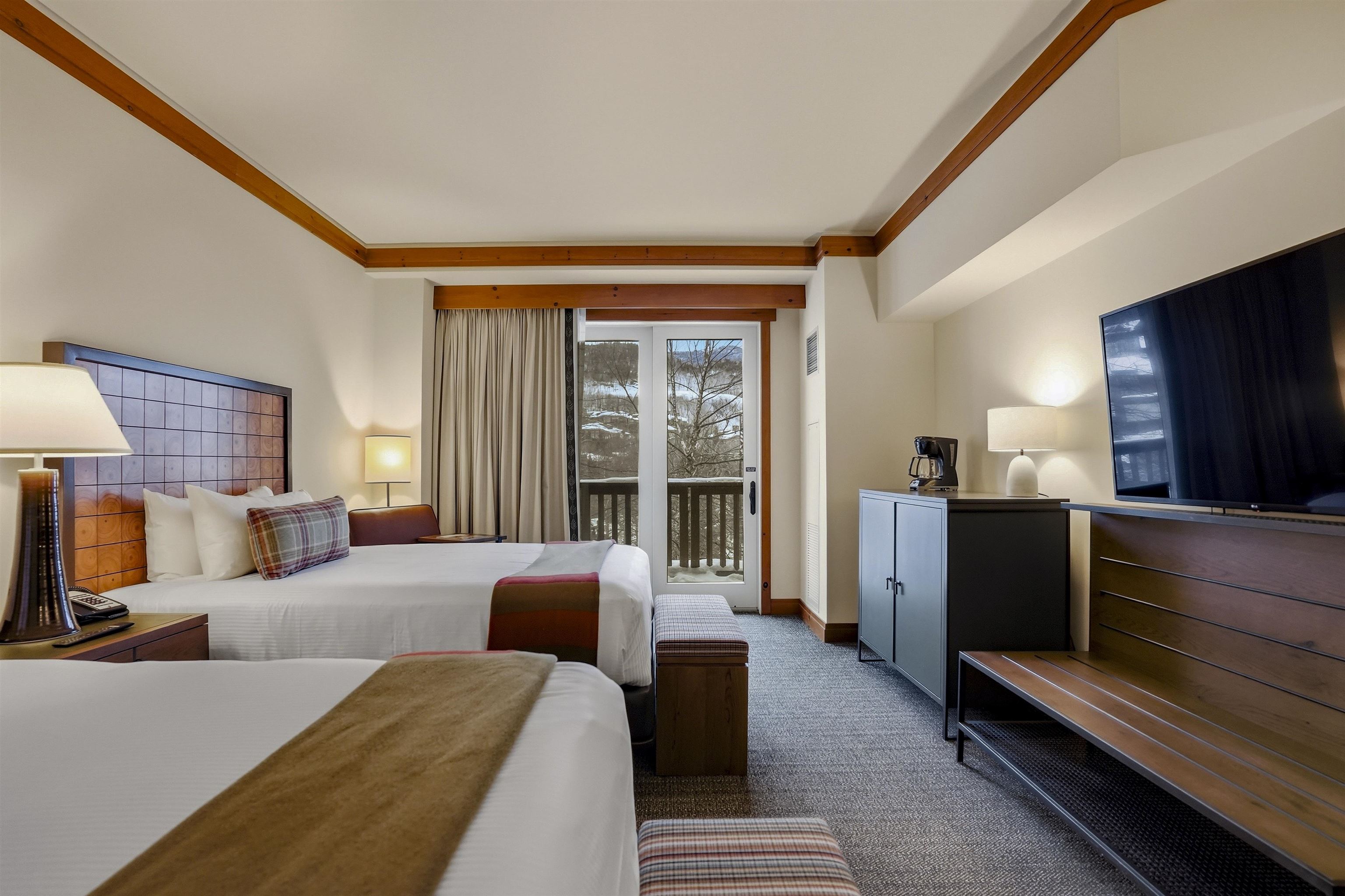 7412 Mountain Road, Unit 132224 Stowe, VT 05672 - Photo 25 of 35