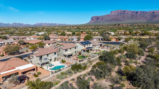 $699,900 | 4107 South Hackberry Trail, Gold Canyon, AZ 85118