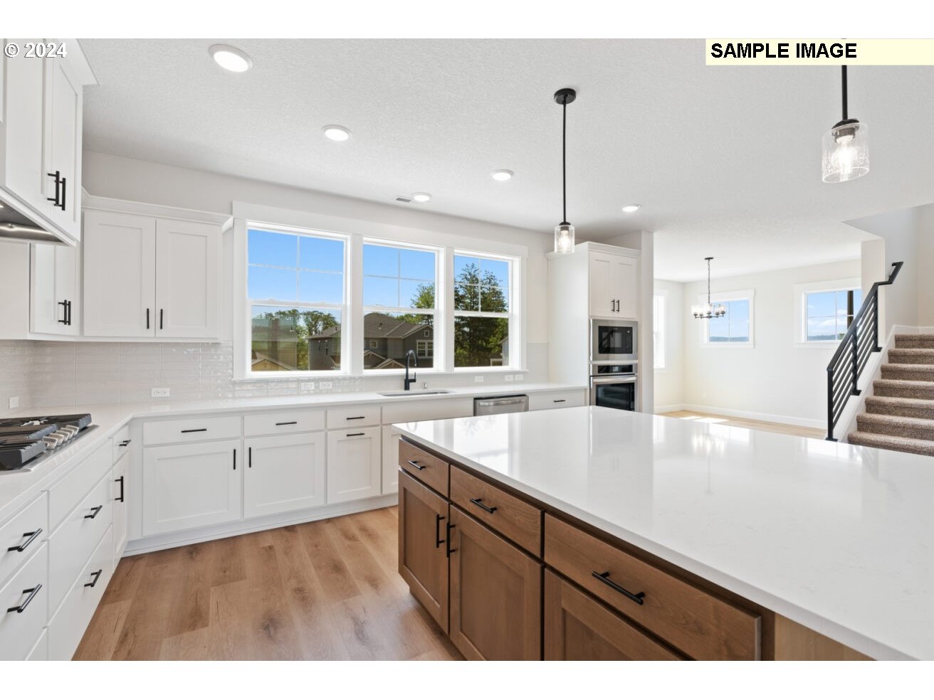 2142 Eleanor Road West Linn, OR 97068 - Photo 3 of 18 Gallery Image 3