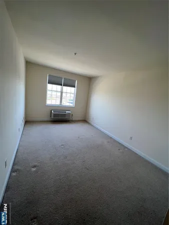 $389,999 | 1100 River Road, Unit 302, Edgewater, NJ 07020