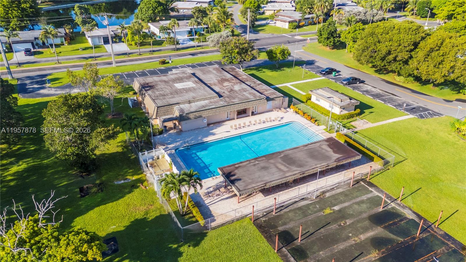 7302 Northwest 65th Street Tamarac, FL 33321 - Photo 15 of 17