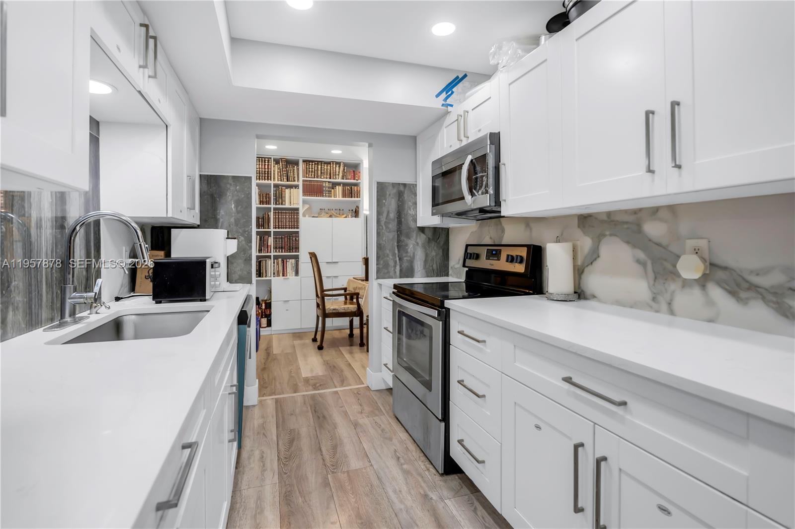 7302 Northwest 65th Street Tamarac, FL 33321 - Photo 5 of 17