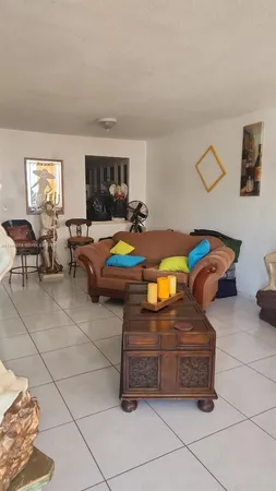 $129,000 | 1301 Northeast Miami Gardens Drive, Unit 321W, Miami, FL 33179