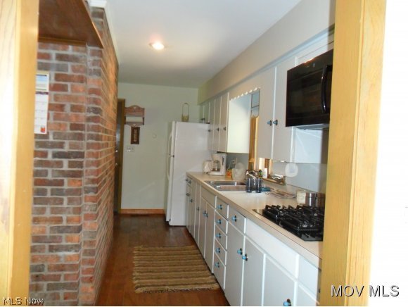 107 Rathbone Road Marietta, OH 45750 - Photo 2 of 14 Kitchen