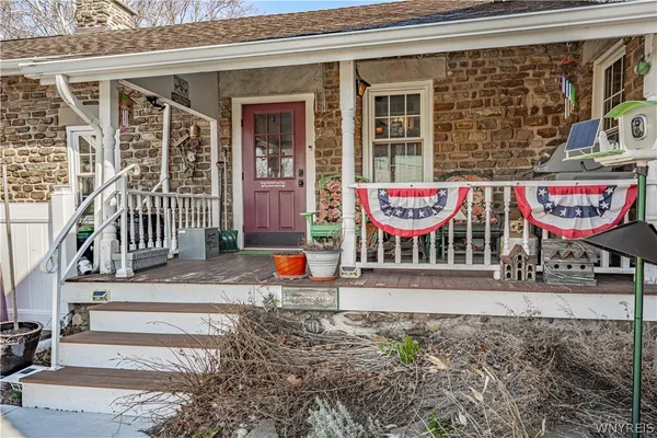 $525,000 | 2804 Maple Road, Wilson, NY 14172