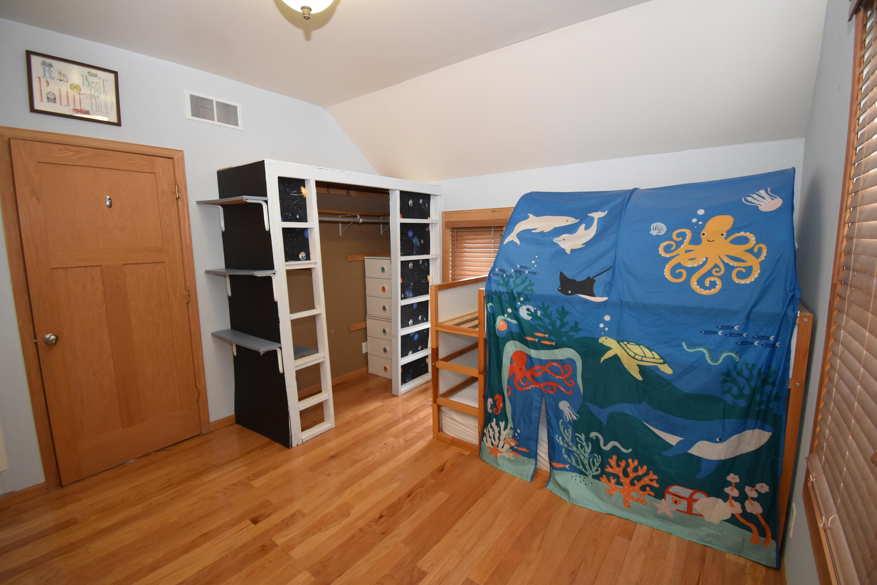 1905 Ehlert Street Racine, WI 53405 - Photo 21 of 29 UL Bedroom 1