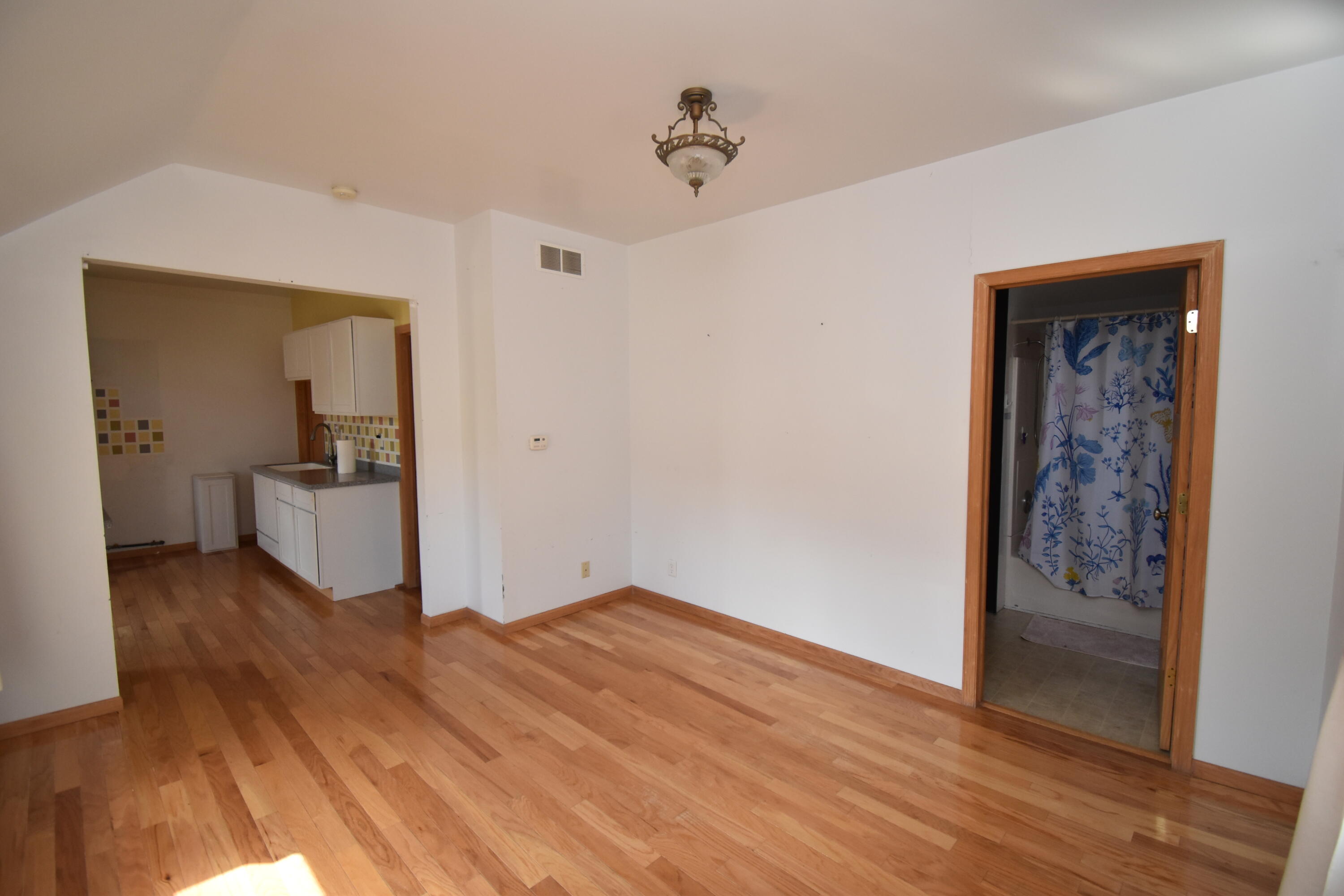 1905 Ehlert Street Racine, WI 53405 - Photo 26 of 29 UL Living/Great room to kitchen