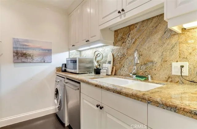 $3,000 | 3604 West Estates Lane, Unit 306, Rolling Hills Estates, CA 90274