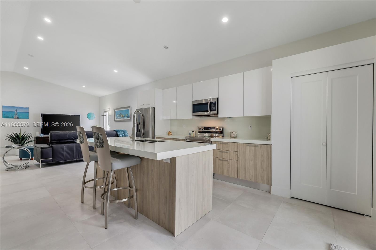 640 Colson Drive Key Largo, FL 33037 - Photo 27 of 39