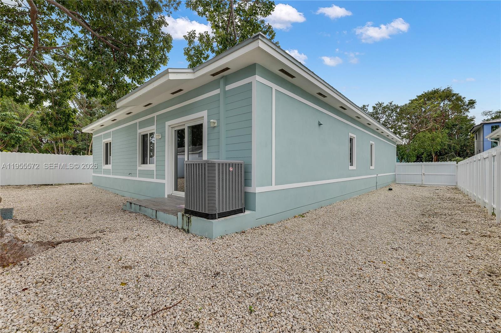 640 Colson Drive Key Largo, FL 33037 - Photo 37 of 39